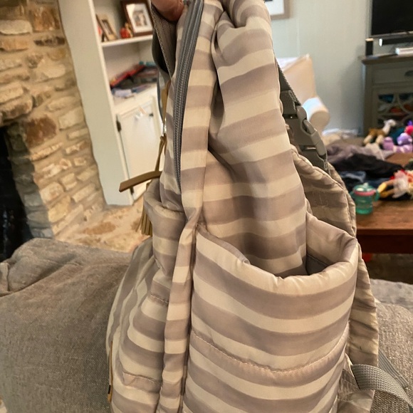 Skiphop diaper backpack - Picture 2 of 8